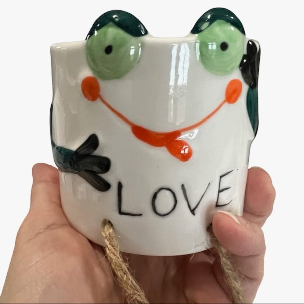 Set of 2 Small Glazed Ceramic Frog Planters w/ Hanging Legs Mr. and Mrs. - Picture 4 of 11